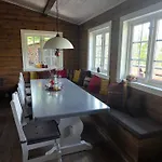 Casa de Férias Kilodden, Lakeside Mountain With Stunning Views Tuddal